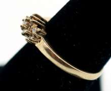 10k Gold Diamond Cluster Ring