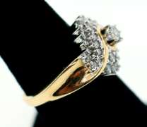 Ladies 14kt Yellow Gold Diamond Cluster Ring