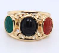 Wonderful Yellow Gold Cabochon Carnelian Green& Black onyx Scarab 3 Stone Ring