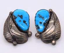 Vintage Sterling Silver Signed Turquise Earrings