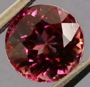Ravishing 1.49ct rich violet pink Rhodolite Garnet solitaire