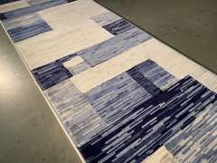 STUNNING 8' MODERN RUNNER