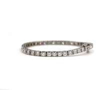 Elegant 6.30ctw Diamond Tennis Bracelet in 18K W/ Cert