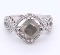 Dazzling 18kt White Gold Diamond Halo Split Shank Ring