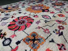 COLORFUL 8x10 RUG