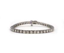 Elegant 6.30ctw Diamond Tennis Bracelet in 18K W/ Cert