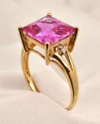 Lively Pink Sapphire Ring