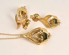 Emerald Earring and Pendant Suite