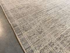 EXQUISITE MUTED RUG 8x10