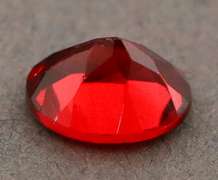 Stunning 2.20ct untreated Garnet center stone