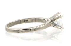 Impressive 18kt White Gold Princess Diamond Enaggement Ring