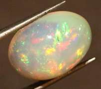 Vibrant 3.27ct lunar flashing Welo Opal
