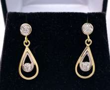 Modern Diamond Dangle Earrings, 18KT