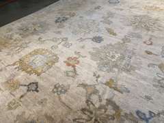 STUNNING OUSHAK DESIGN RUG 8x10