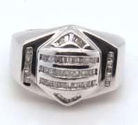 14K WHITE GOLD DIAMOND RING