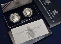 2000 leif erikson Iceland 2 Coin Set OGP