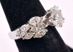 Dazzling 2.66ctw Diamond Ring in 18KT