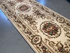 Stunning  French Design Runner 8'