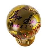 Scarface Cast Al Pacino Plus Signed Official World Is Yours Statue ACOA