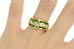 18K Yellow Gold 1.58 Ctw Emerald Diamond Wavy Band Ring