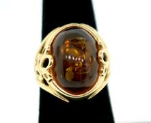 STUNNING AMBER SET IN 14KT YELLOW GOLD