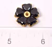 Onyx Flower Pendant, 18KT