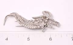 Gorgeous Diamond Pin in Platinum