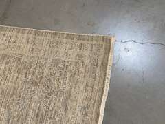 EXQUISITE MUTED RUG 8x10