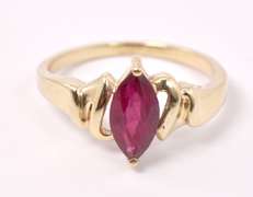 Marvelous Ruby Ring in 14K Yellow Gold