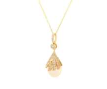 Special Yellow Gold Diamond and Pearl Teardrop Pendant on Chain