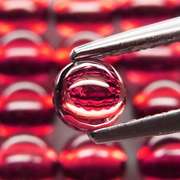 Gorgeous chianti red 10.66ct 25pc Garnet set