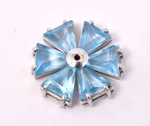 Blue Topaz Flower Pendant, 18KT