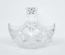 Gorgeous Large Clear Crystal Handled Basket With Pineapple / Fern Pattern