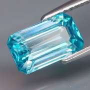 Glittering 2.59ct platinum and Swiss blue Zircon