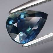 VS 1.24ct blue green Sapphire from Madagascar