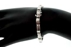 Exquisite Ladies 14K White Gold Bracelet with 52 Fine Baguette Diamonds
