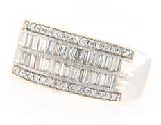 Attractive Baguette and Round Diamond Double Band