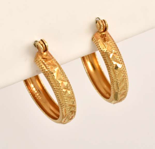 Penny Sized 14k Etched Hoop Earrings