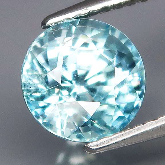 High fire VS 3.56ct blue Zircon solitaire