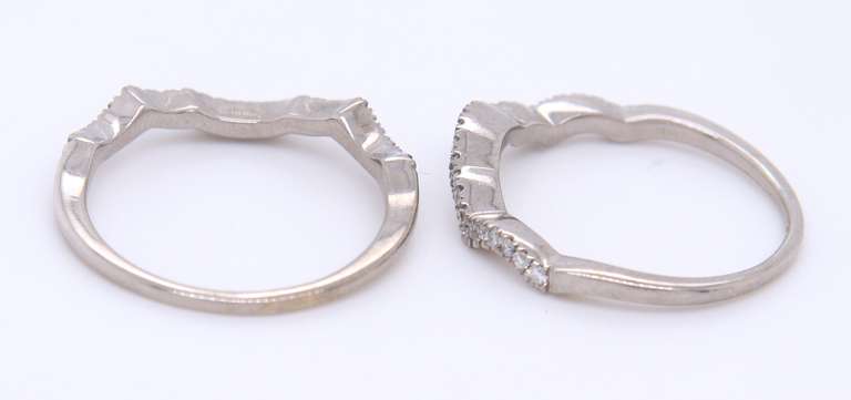 Impressive White Gold Diamond Halo Bridal Set