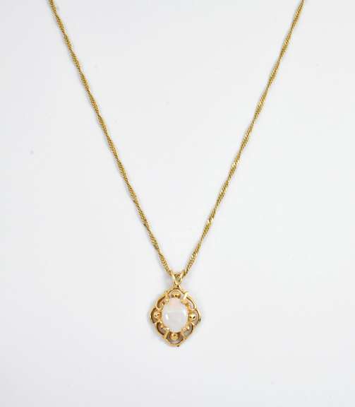 Sweet 14k Opal Pendant on Necklace