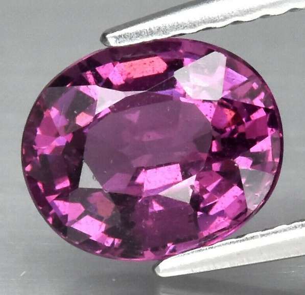 Glittering! 1.72ct violet pink Rhodolite Garnet