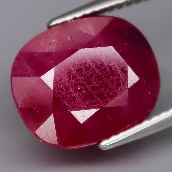 Large violet pink UNHEATED 9.46ct Winza Ruby