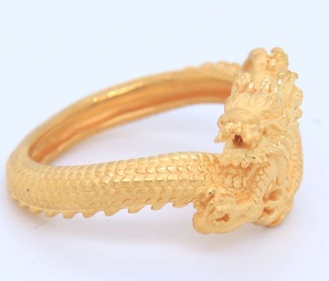 Gorgeous 22kt 3D Dragon Ring