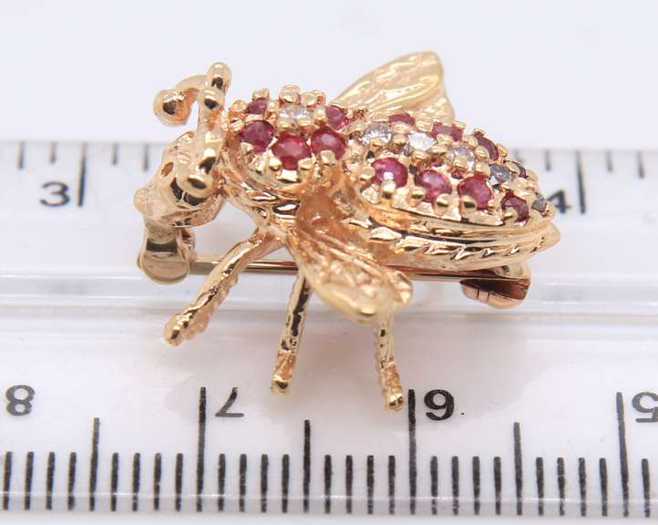 Favorite Yellow Gold Ruby and Diamond Bee Brooch