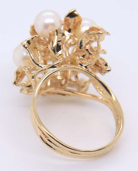 Handsome Yellow Gold 5 Pearl Cocktail Ring