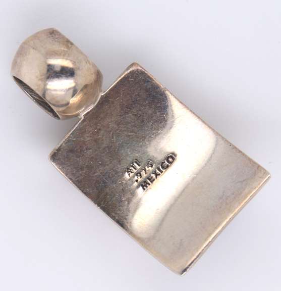 Vintage Sterling Silver Lapis Pendant