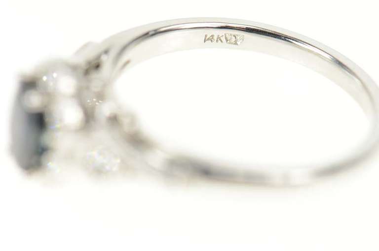 14K White Gold 0.85 Ctw Oval Sapphire Diamond Engagement Ring