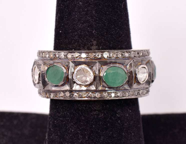 Elegant 0.85CTW Diamond & Natural Emerald Ring in Gold Plated Sterling Silver