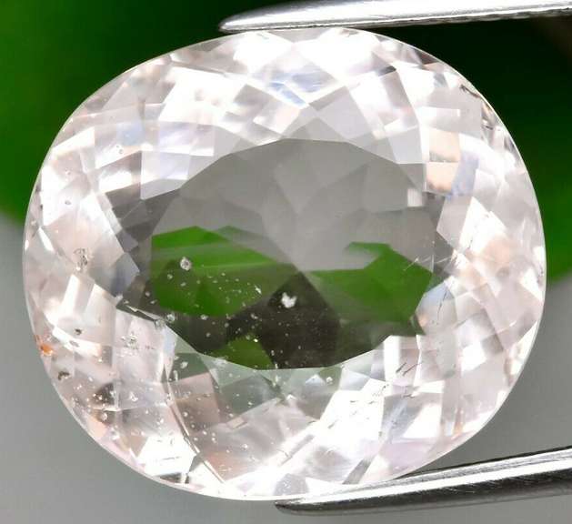 Beautiful 8.24ct UNHEATED whisper pink Morganite